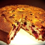 Semolina, Yoghurt and Berry Cake recipe