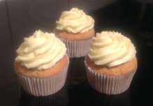 Olive Oil and Vanilla Cupcakes with Ricotta Frosting recipe