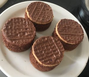Port Coffee and Chocolate Mousse Sandwiches recipe